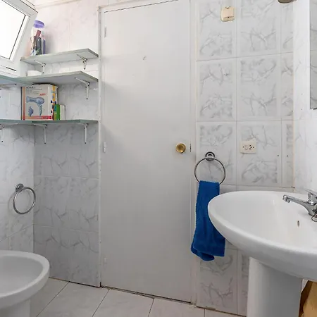 Apartment 1 Bedroom Stunning In