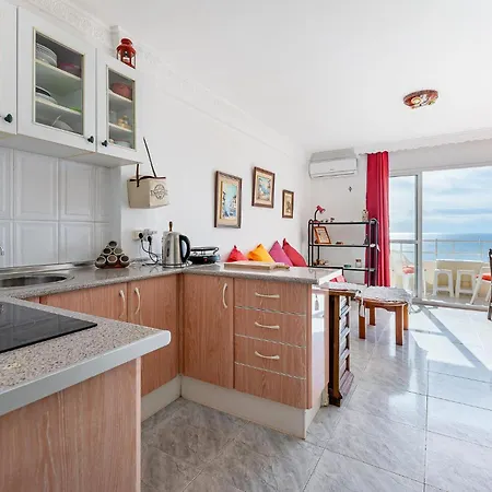 Apartment 1 Bedroom Stunning In